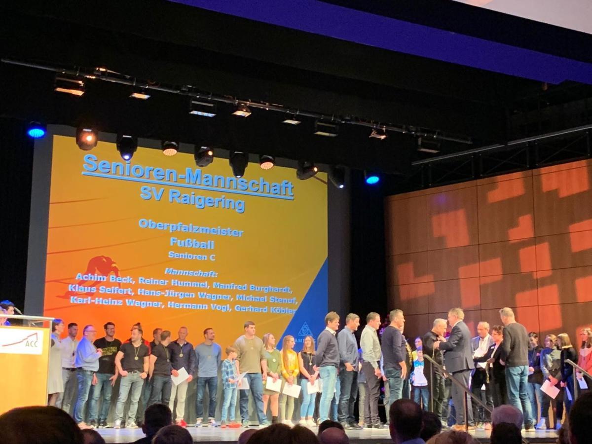 Gratulation an die "Alten Herren"